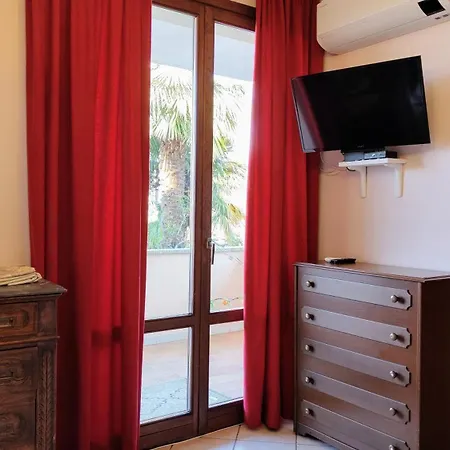 Madonna Della Neve לינה וארוחת בוקר