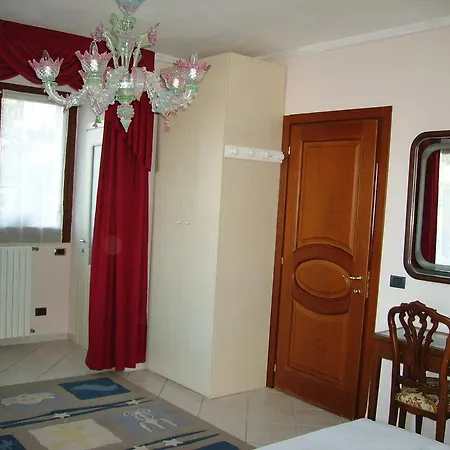 Madonna Della Neve 3*